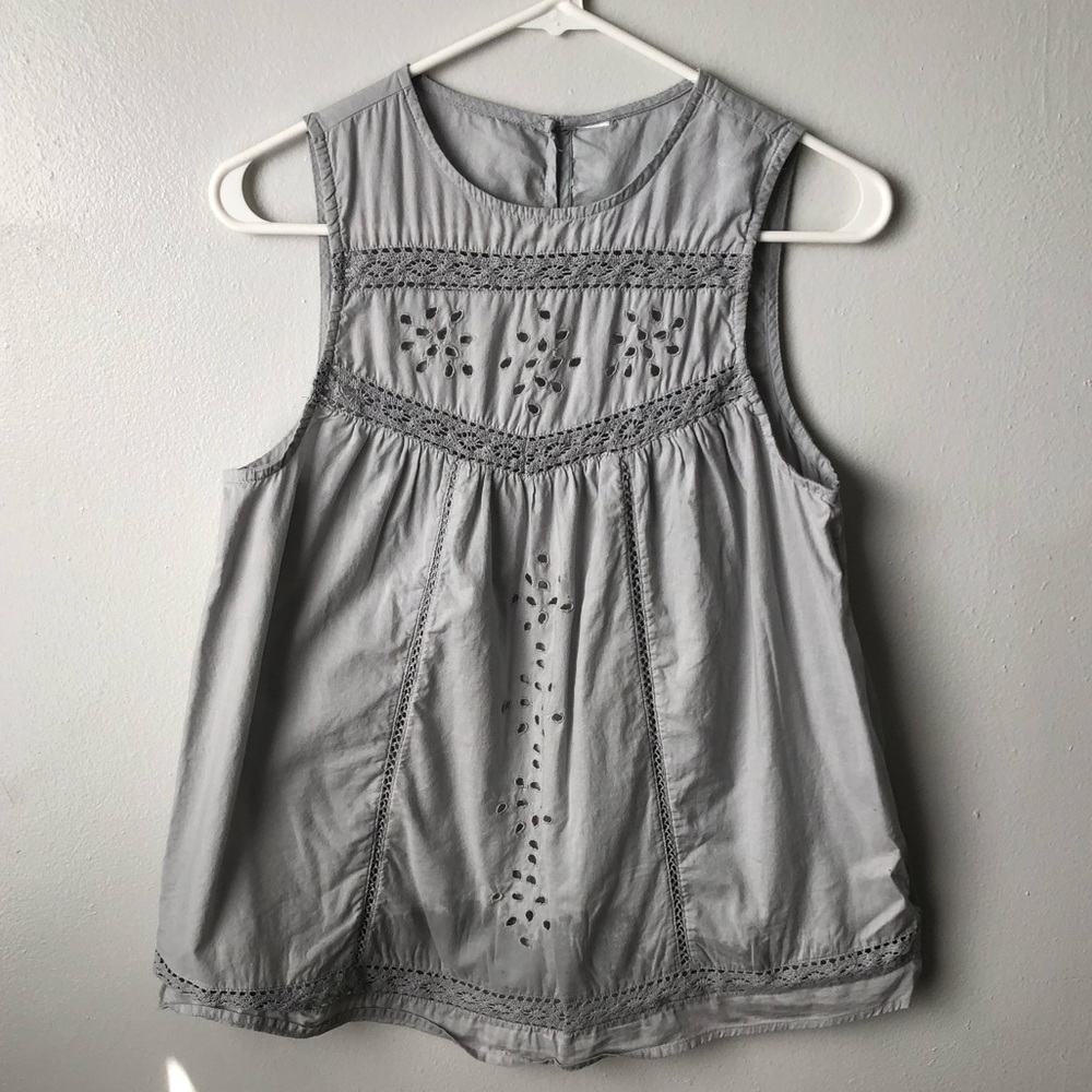 🛍 Old navy cute tank